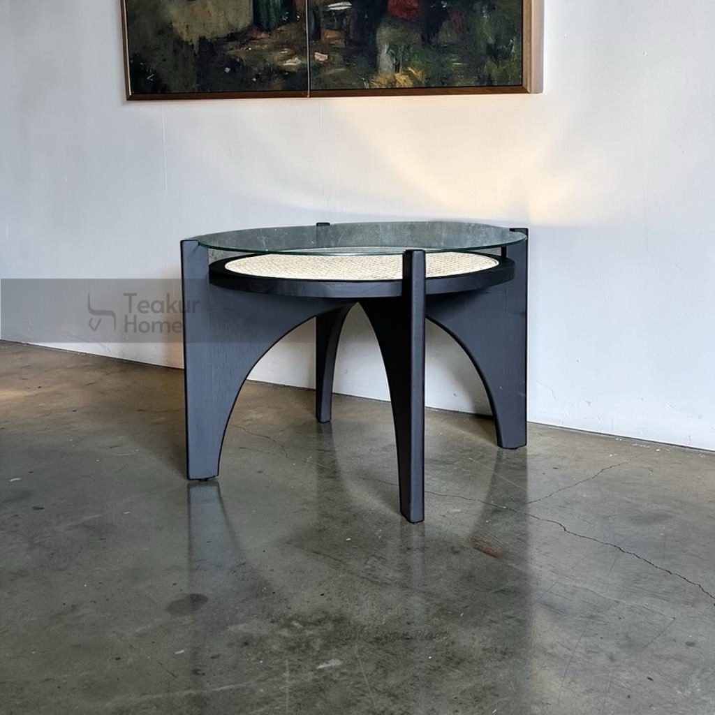 Coffee Table Bundar Kombinasi Rotan Minimalis